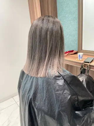 ミディアム カラー 🇰🇷韓国ヘア★ 副店長.쿠리타⭐︎のヘアスタイル