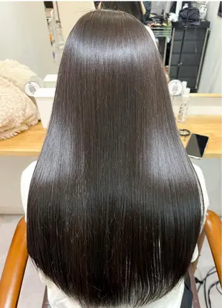 セミロング 【20代ダメージ毛に 髪質改善】のヘアスタイル