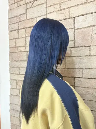 セミロング カラー La Queen ta所属・滝沢 麻衣のヘアスタイル