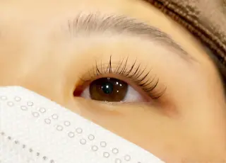 マツエク・マツパ Anlly hair所属・加賀谷 彩のマツエク・マツパデザイン