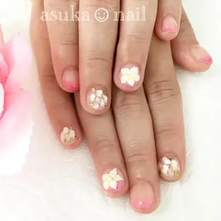 ネイル La Colzaのネイルデザイン