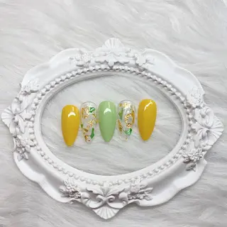 ネイル INF ネイルサロンのネイルデザイン