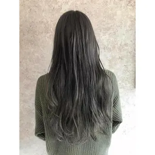 ミディアム due hair 京都駅前店 MILBON オージュア認定サロン【デューヘアー】所属・ハイトーンブリーチ 土坂　由志【京都】のヘアスタイル