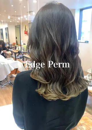 セミロング パーマ 古沢 新のヘアスタイル