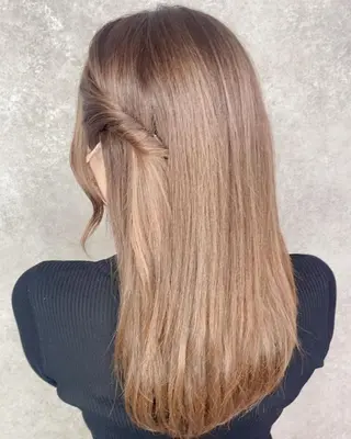 ロング カラー UNDER vr 【アンダーバー】のヘアスタイル