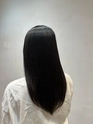 ロング Rika🎀 艶カラー🫧縮毛矯正のヘアスタイル