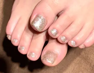 ネイル ネイルドシレラアルパーク所属・高田 咲希のネイルデザイン