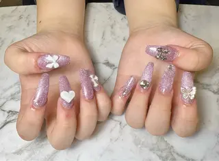 ネイル beautysalon amour所属・amour RIOのネイルデザイン