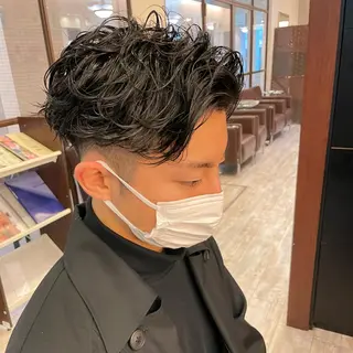 パーマ メンズ 岡 大斗のヘアスタイル