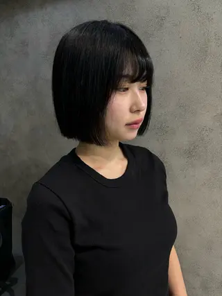 ショート カラー ヘアアレンジ ボブ/透明感ベージュ 🫧クルミ🌟のヘアスタイル