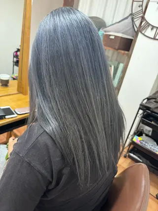 カラー 神谷 知紀のヘアスタイル