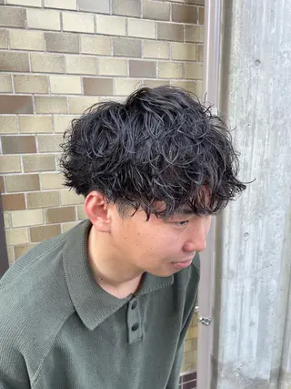 ショート パーマ メンズ 永井 悠大のヘアスタイル