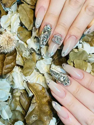 ネイル Brodia nailsのネイルデザイン