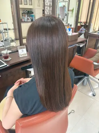 カラー 垢抜けデザイナー/ ハイトーン/朝倉友香のヘアスタイル