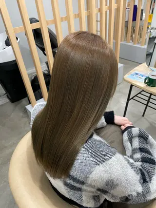 ロング カラー 鈴木 千尋のヘアスタイル