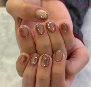 ネイル Bianca関内 USUI🐢のネイルデザイン