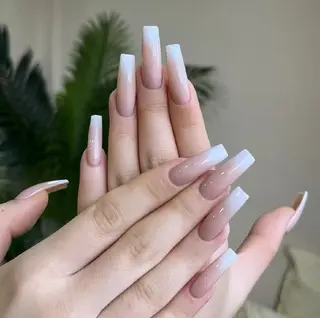 ネイル Oomiya 服部のネイルデザイン