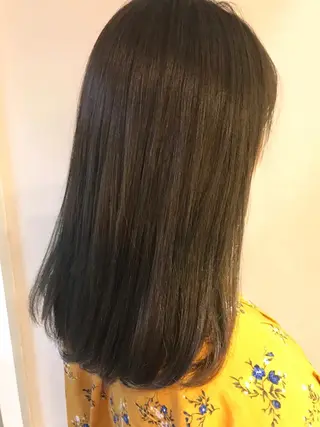 ミディアム カラー Neolive Cava 相模大野店所属・sola: neoliveのヘアスタイル