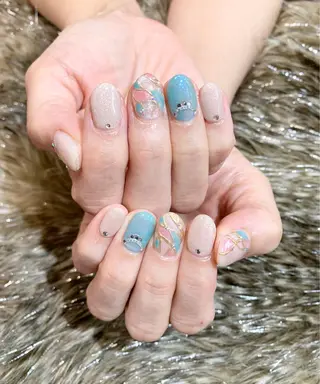 ネイル 🌙都岡 ムーンネイルのネイルデザイン