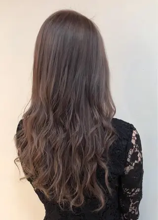 ロング カラー WHITE所属・WHITE 田中智之のヘアスタイル