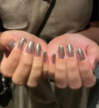 ネイル 花岡 美沙子のネイルデザイン