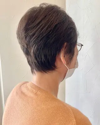 ショート カラー justbeauty CiNQのヘアスタイル