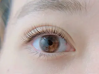 マツエク・マツパ eye.Rizm所属・eye.Rizm 銀座のマツエク・マツパデザイン