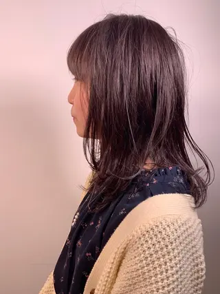 ミディアム よしだ とおいのヘアスタイル