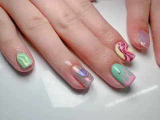 ネイル Nail Salon L'arc所属・💊大阪/心斎橋 moni🧠のネイルデザイン