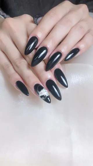 ネイル LR.ONE ヨウのネイルデザイン