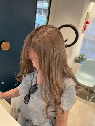 ロング カラー 艶髪ブリーチ/レイヤ ー/竹本幸希のヘアスタイル