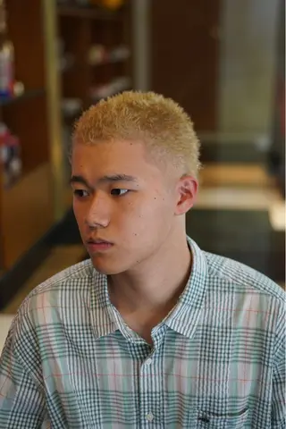 ショート モチヅキ タツキのヘアスタイル