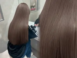 ロング カラー ハセ/ブリーチ / lond uluのヘアスタイル