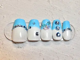 ネイル ピンキー 池田公園店のネイルデザイン