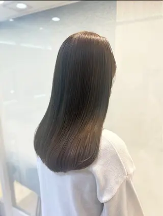 セミロング カラー 髪質改善/縮毛矯正 ササキナツミのヘアスタイル