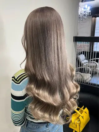 ロング YUDU🍊 germe/ジェルムのヘアスタイル