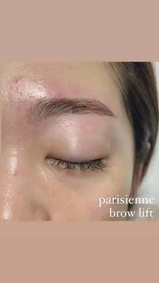 アイブロウ Veil ayakaのマツエク・マツパデザイン