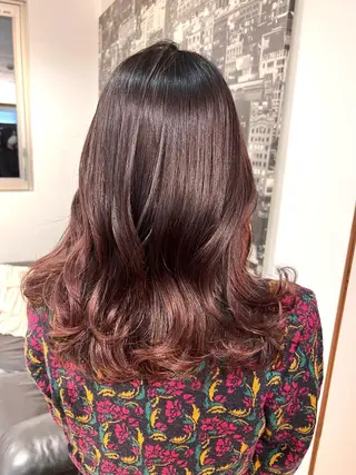 セミロング カラー ナナナパレナ所属・NARUSE✂︎ カラースペシャリストのヘアスタイル