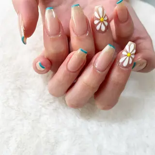 ネイル Laki nailのネイルデザイン