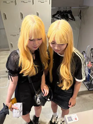 カラー 透明感ベージュ🤎 ナチュラルレイヤーのヘアスタイル