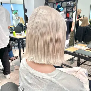 ミディアム カラー MiL所属・✨ハイトーン✨ 濱田知孝のヘアスタイル