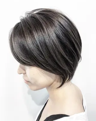 ショート カラー grow恵比寿【グロウ】髪質改善/ハイライト/ブリーチ/レイヤーカット所属・奥野 貴史　代表　レイヤーのヘアスタイル