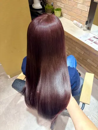 ロング カラー レイヤー/手書きネイ ルCOCORO 🎀のネイルデザイン