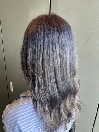 ロング ダブルカラー寒色系 ボリューム改善ハヤトのヘアスタイル