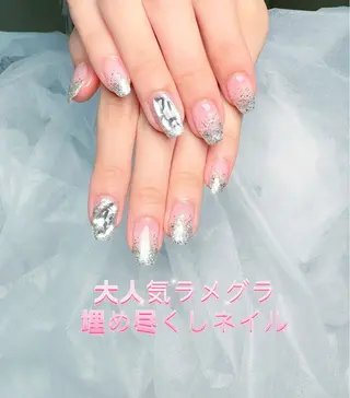 ネイル pink ladyサロン所属・べ にのネイルデザイン