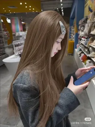 カラー 透ける透明感カラー 🤍anju🎀のヘアスタイル