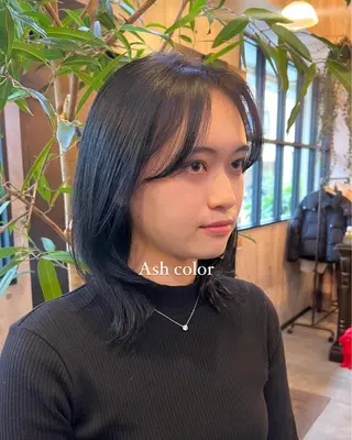 ミディアム カラー soft beige naoki.のヘアスタイル