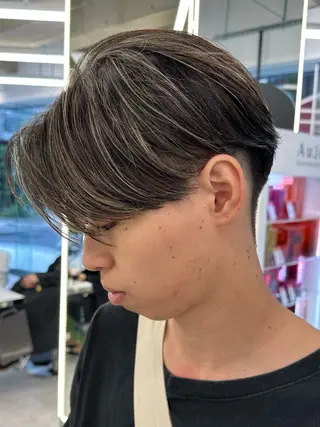 ショート カラー メンズ Vir by browのヘアスタイル