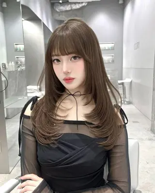 ロング カットモデル/韓国 レイヤー/SEIRAのヘアスタイル