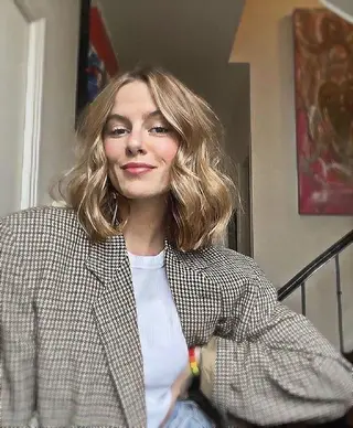 ミディアム Leverage New York所属・小滝 楓のヘアスタイル